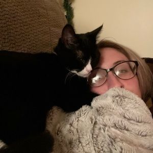 Meet your Posher, Ally